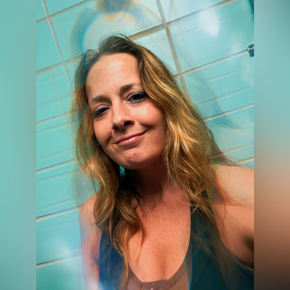 Like when I go  live!! 🐞🦋☀️ - Picture 10 of 12